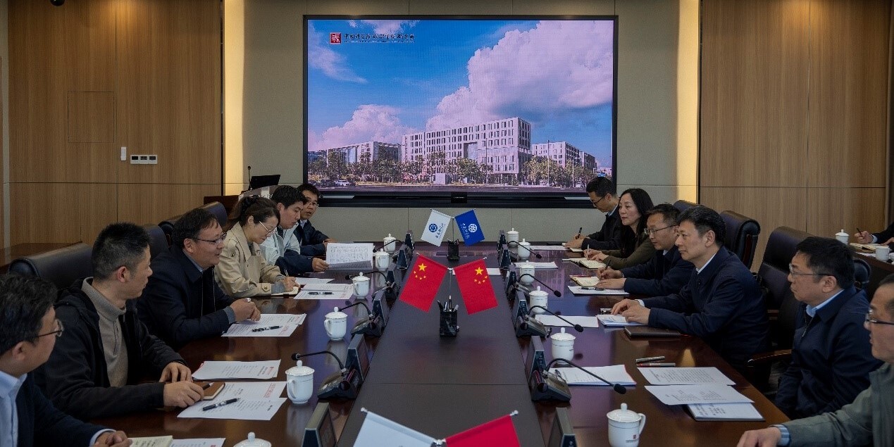 雅安市委书记廖文彬调研中国科学院成都生物研究所